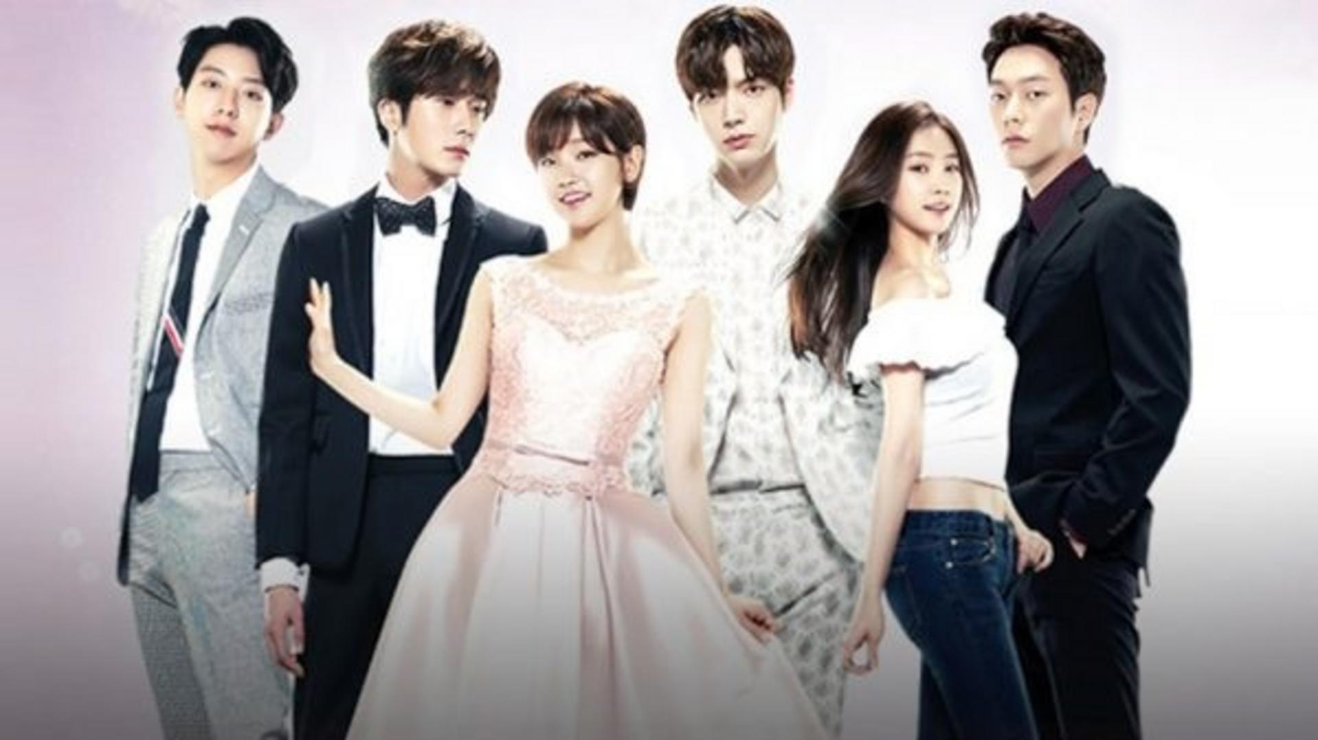 Cinderella and Four Knights thu hút khán giả trẻ nhờ không khí nhẹ nhàng, lãng mạn